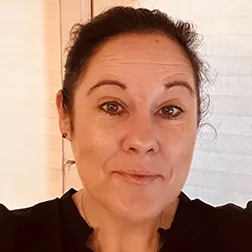 Louise	DeGernier